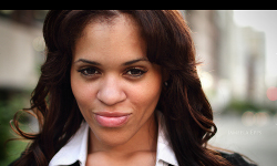 轰炸电话在线使用